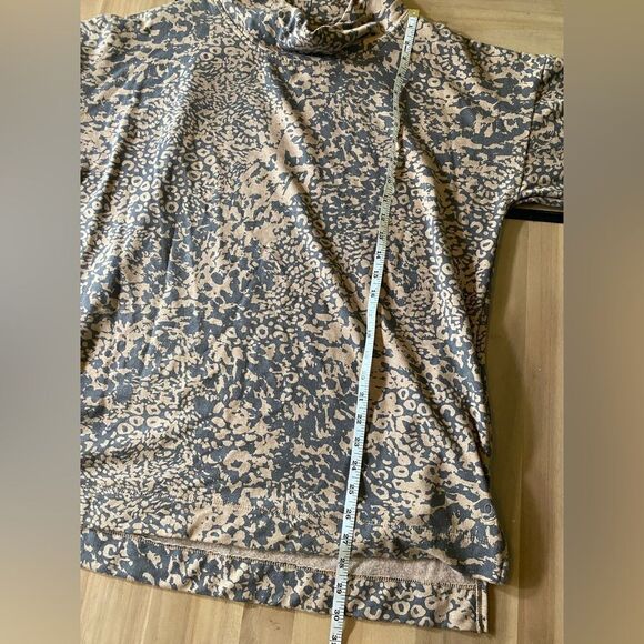 Cuddl duds sweater - Picture 4 of 5